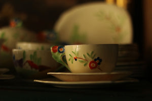 Tenmoku Porcelain Tea Cup and Ceramic Jar for Advanced Brewing